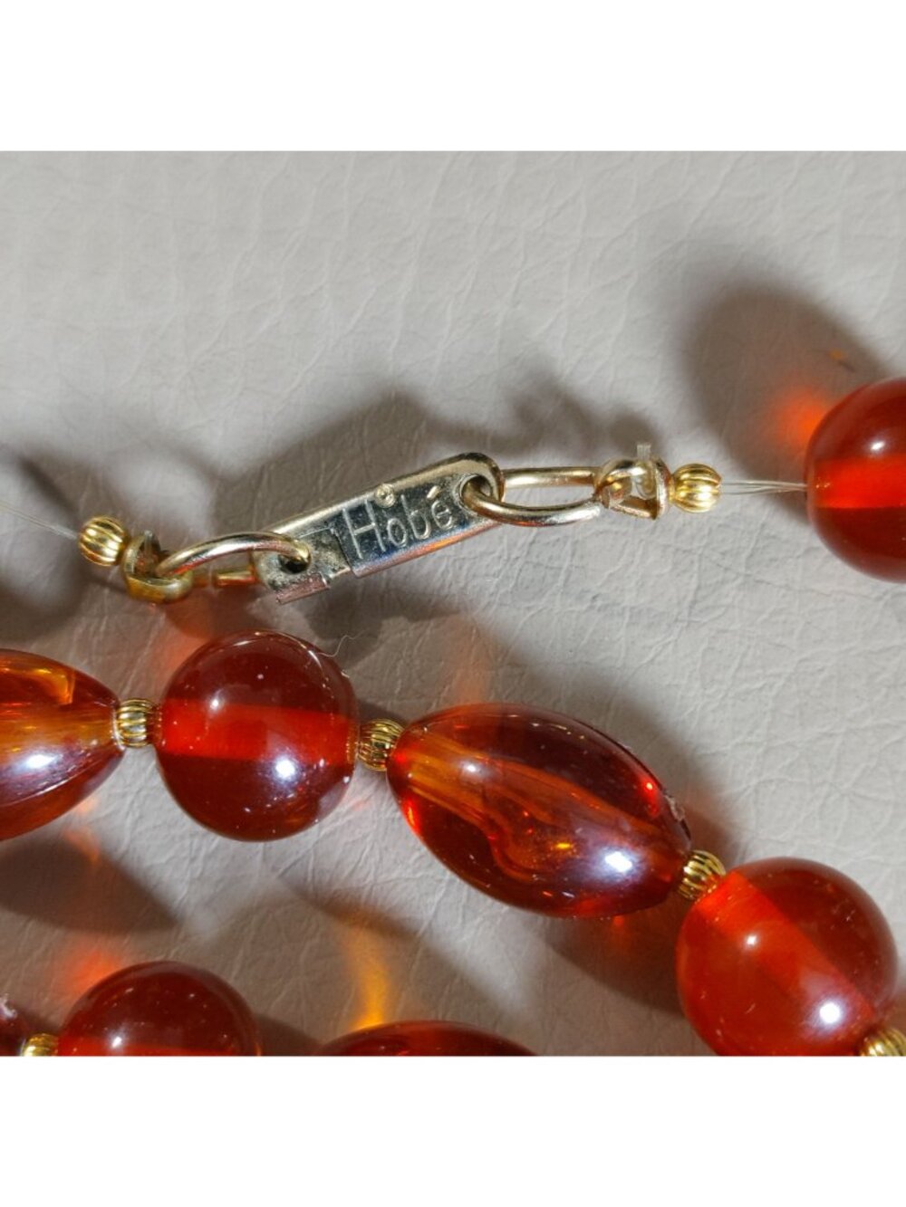 Hobe Necklace Vintage Brown Red Ambar Lucite Bead Gold Tone Accents 54 Inches - Picture 8 of 16